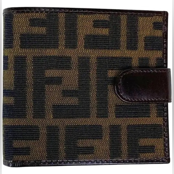Fendi Zucca Signature Canvas BiFold Compact Wallet EUC NO CALLOUTS - Picture 1 of 13